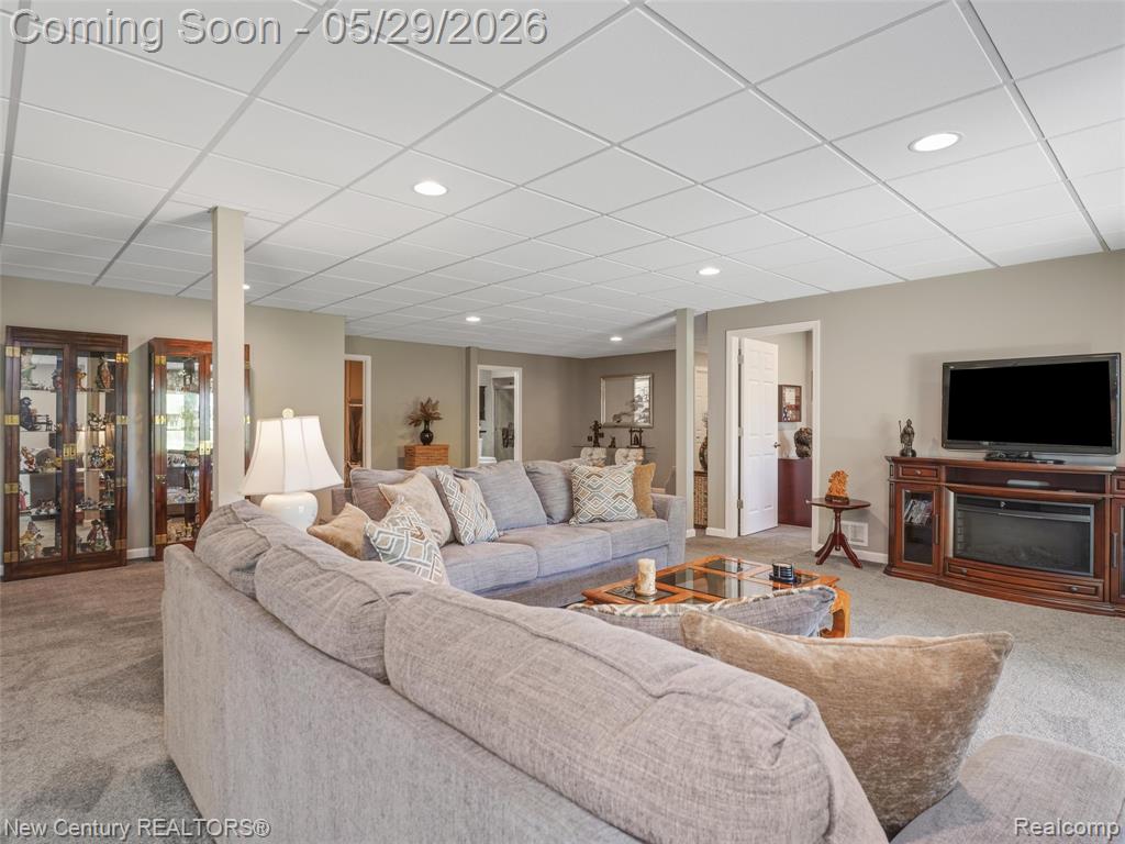 55490 Whispering Hills Drive, Utica, MI 48316 — Photo 32