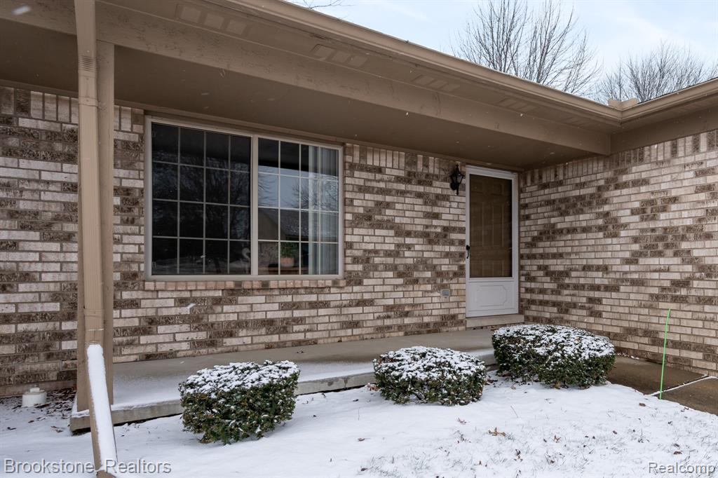 41505 Clinton Grove Drive, Clinton Twp, MI 48038 — Photo 3