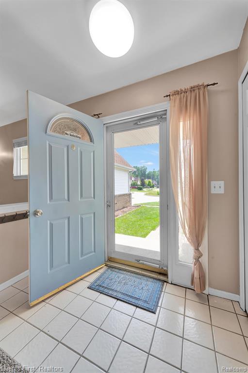 616 Light Tower Drive, Belleville, MI 48111 — Photo 7