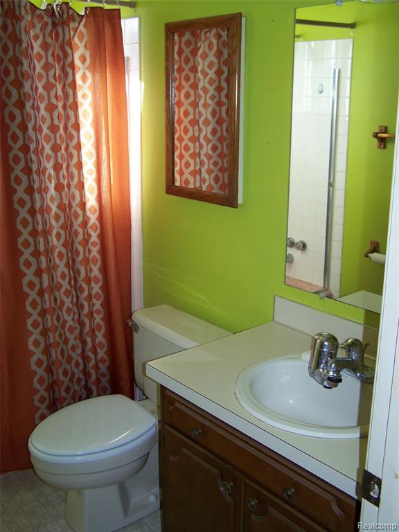 4923 ALPHA Way, Flint, MI 48506 — Photo 16