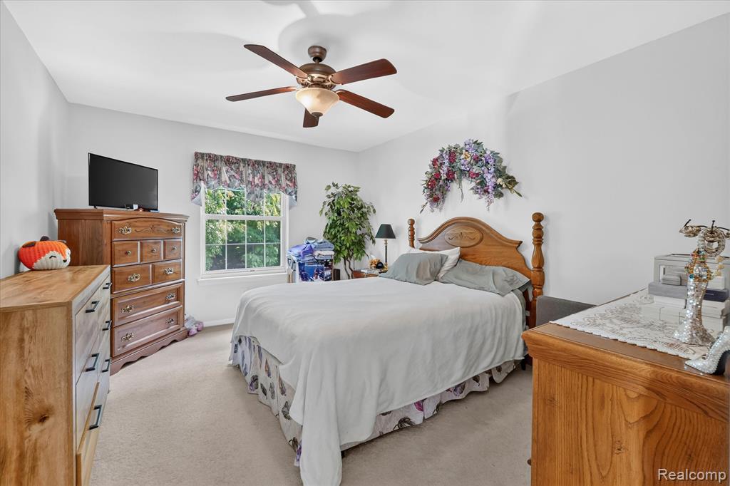 7866 Rivergate Drive, Westland, MI — Photo 15