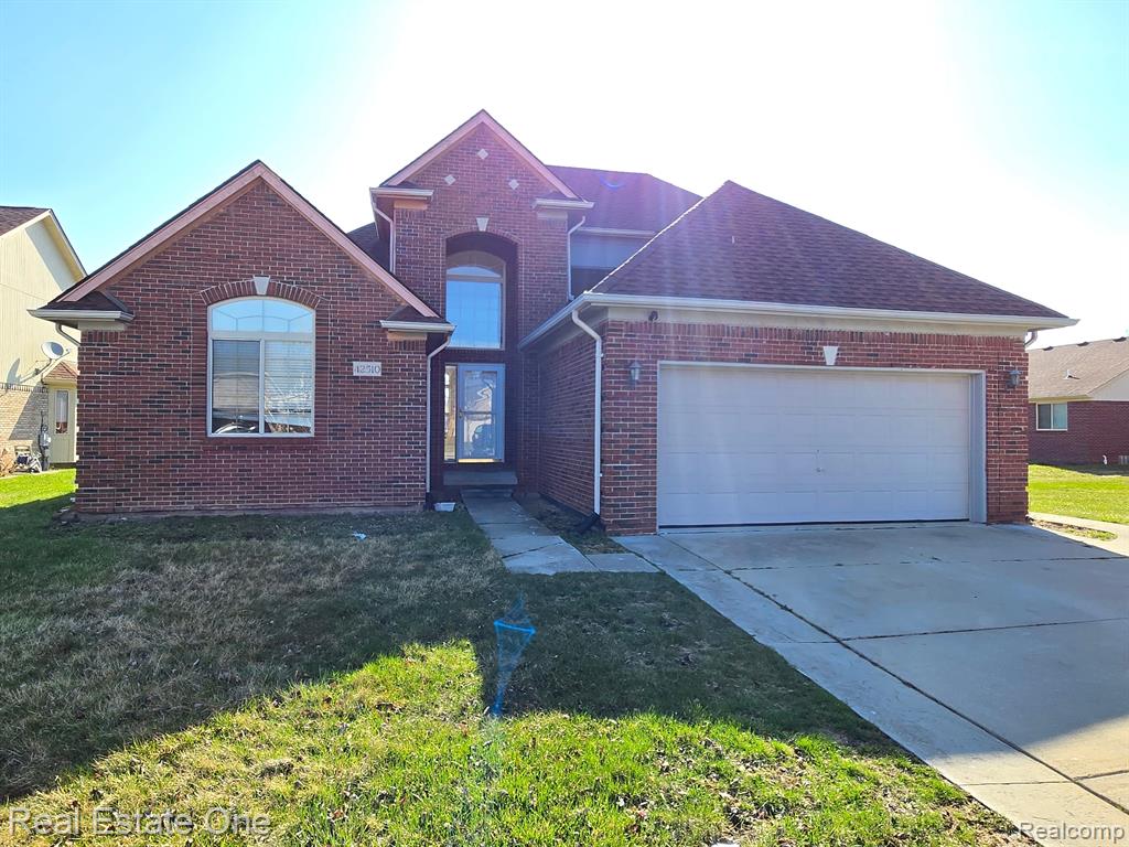42510 PINEHURST Drive, Clinton Twp, MI 48036