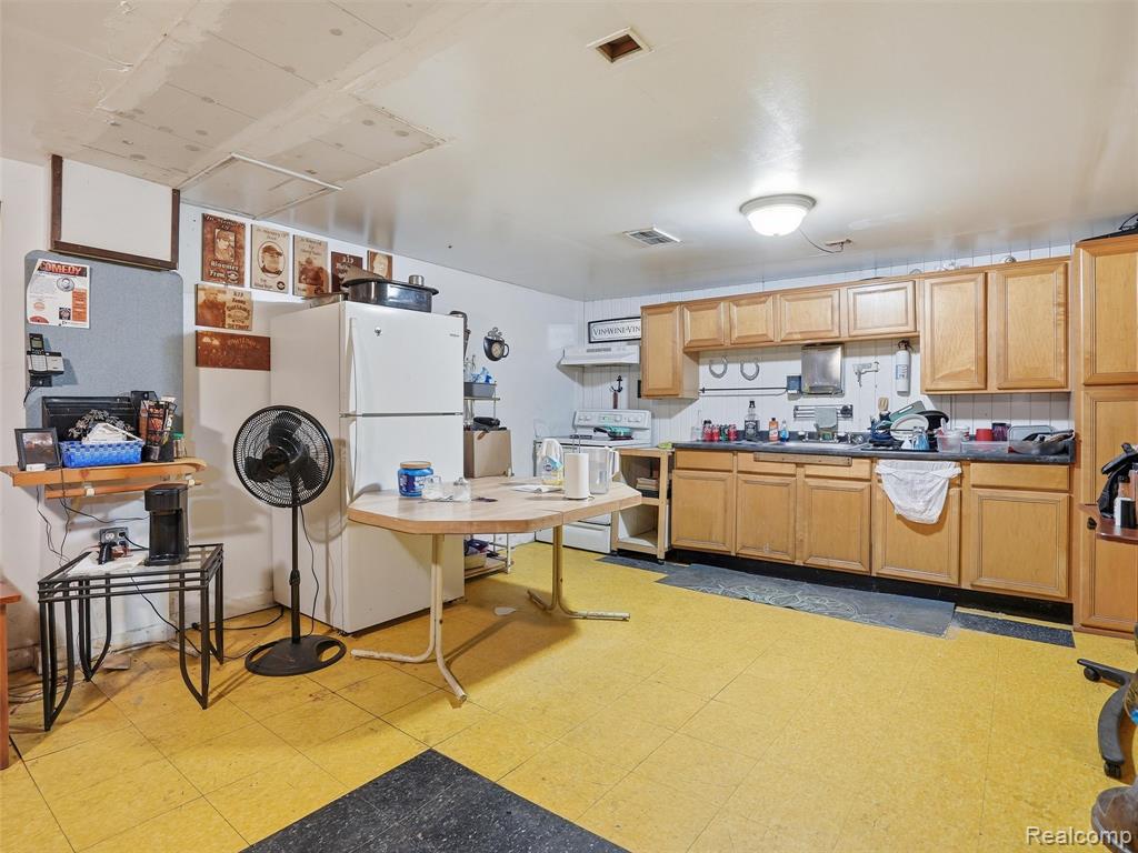 10320 Van Dyke Street, Detroit, MI 48234 — Photo 12