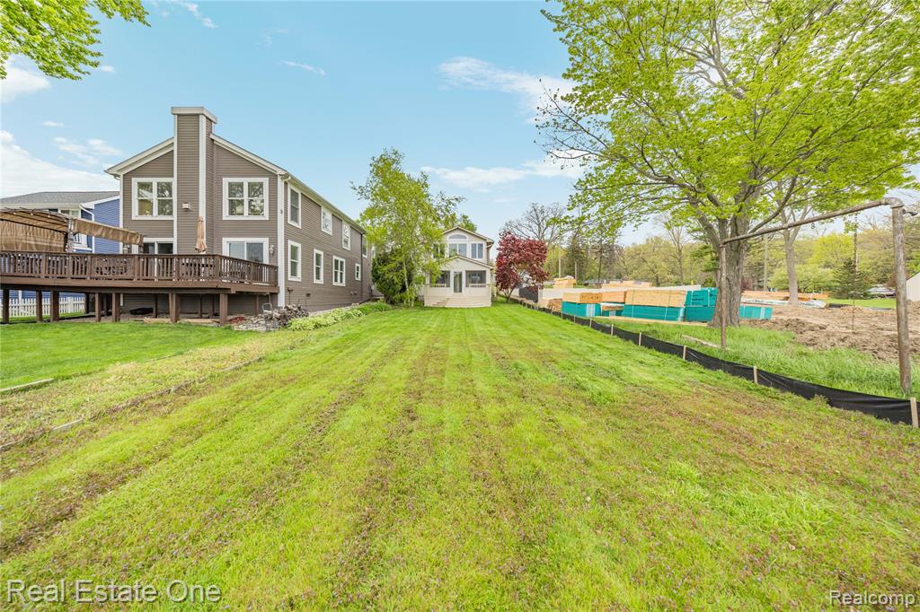 9047 Gale Road, White Lake, MI — Photo 65