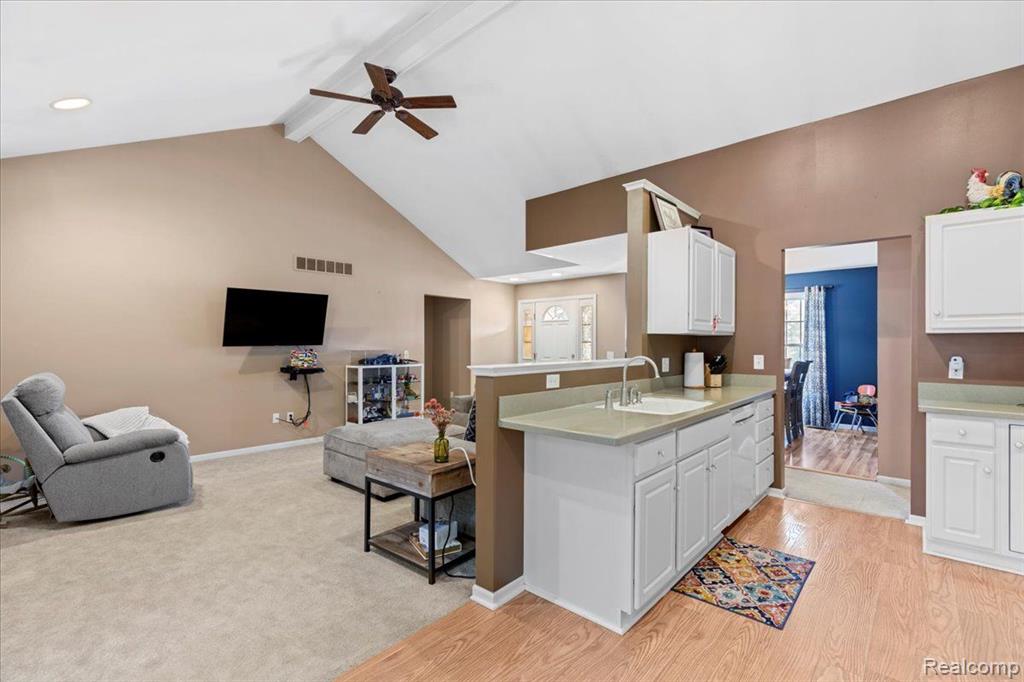 100 JAMESTOWN Drive, Metamora, MI 48455 — Photo 6
