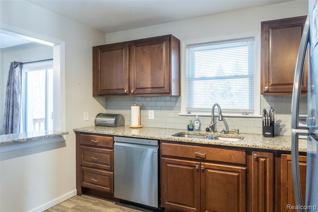 4701 Clintonville Road, Clarkston, MI — Photo 19