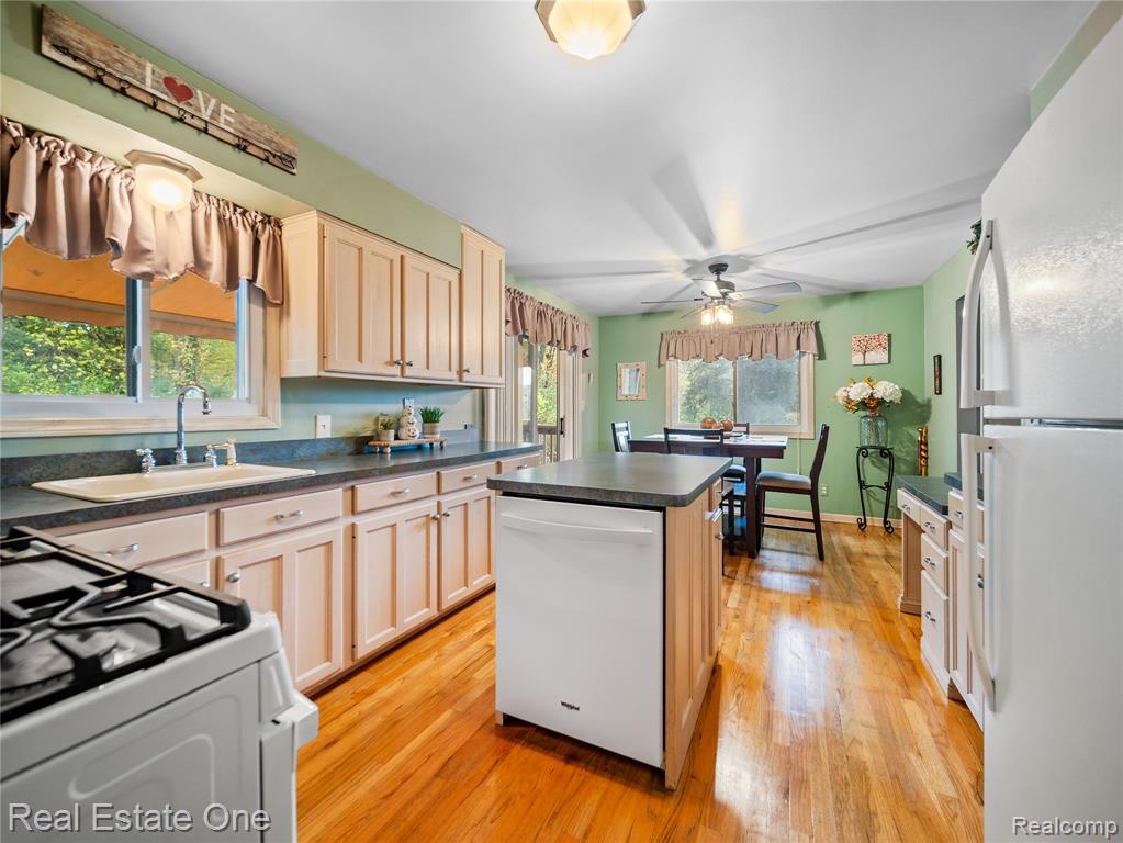 8789 Fieldcrest Drive, Brighton, MI 48116 — Photo 10