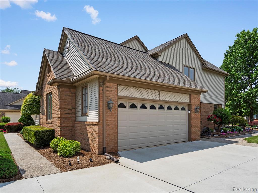 47215 Robins Nest Drive, Utica, MI 48315 — Photo 6
