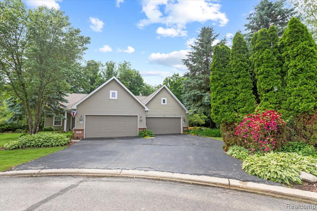 118 Fox Hollow Drive, Metamora, MI 48455 — Photo 45