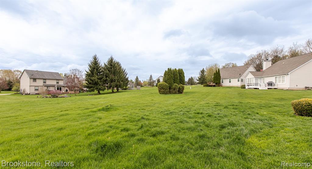 4808 New Haven Drive, Howell, MI 48843 — Photo 46
