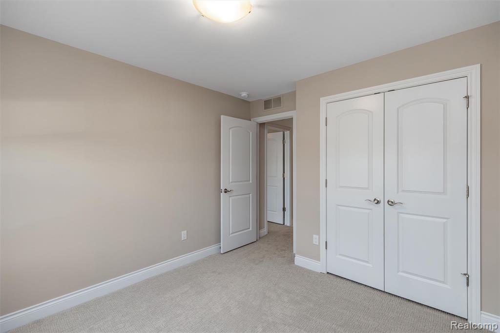 811 Balmoral Ln, Troy, MI 48085 — Photo 20