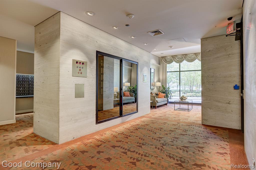 5000 TOWN Center, 1104, Southfield, MI 48075 — Photo 36