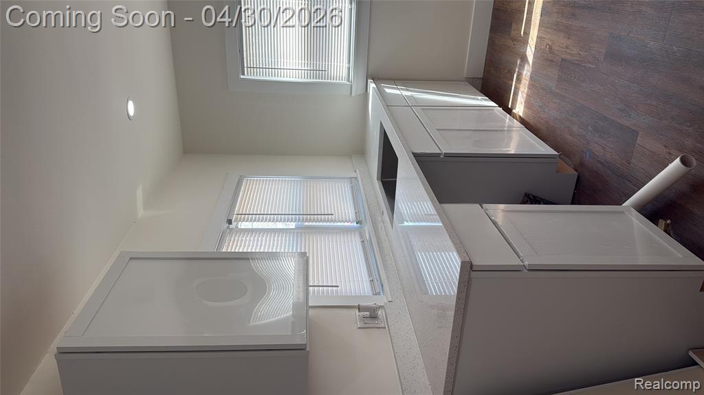 6366 Dellwood Drive, Waterford, MI 48329 — Photo 34