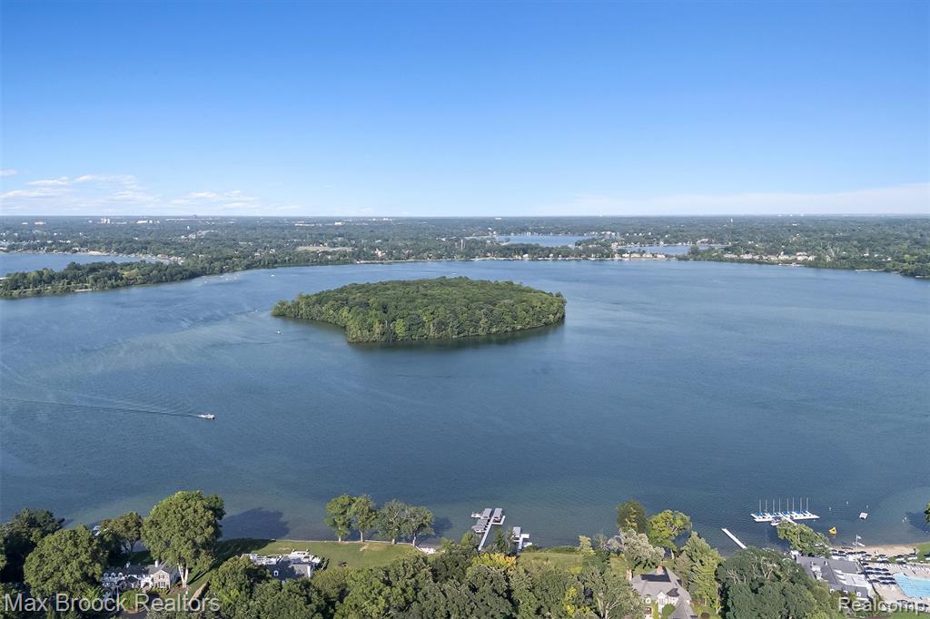 3333 W Shore Drive, Orchard Lake Village, MI 48324 — Photo 92