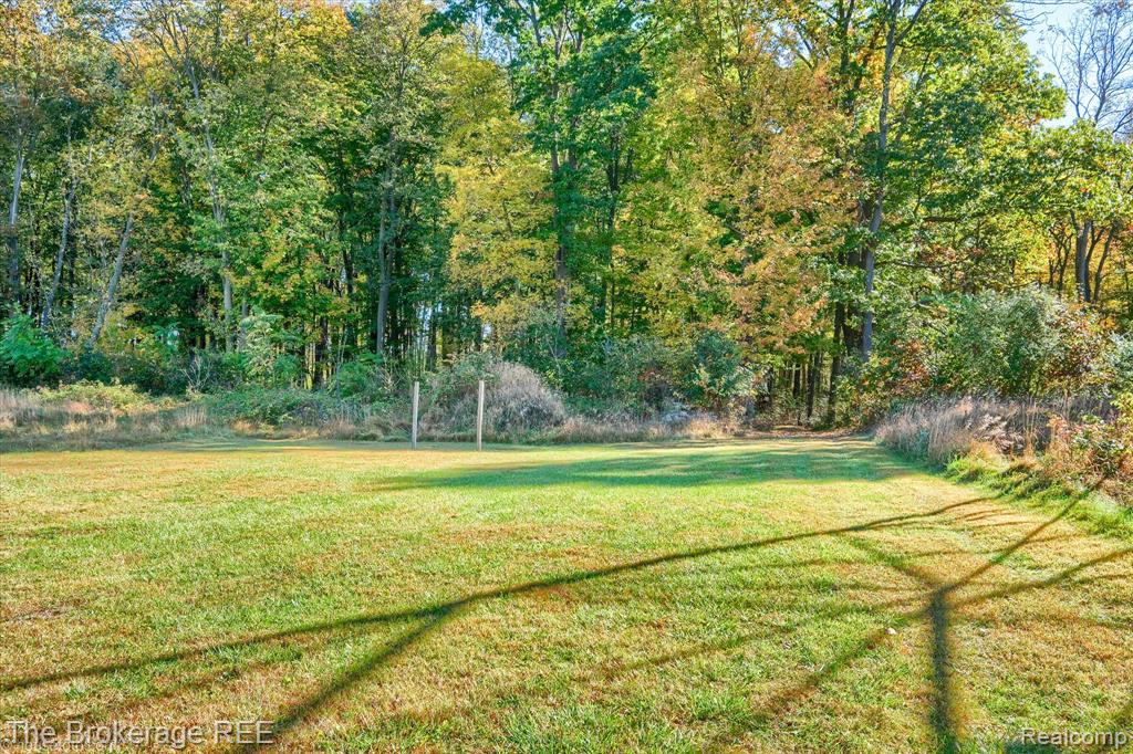 5400 N Center Road, Genesee, MI 48506 — Photo 17