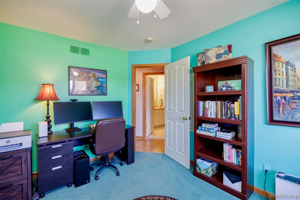 53198 Spurry Lane, Chesterfield, MI — Photo 19
