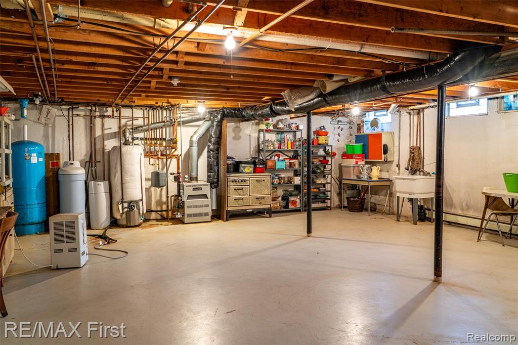 7470 Thornwood Street, Canton, MI 48187 — Photo 52