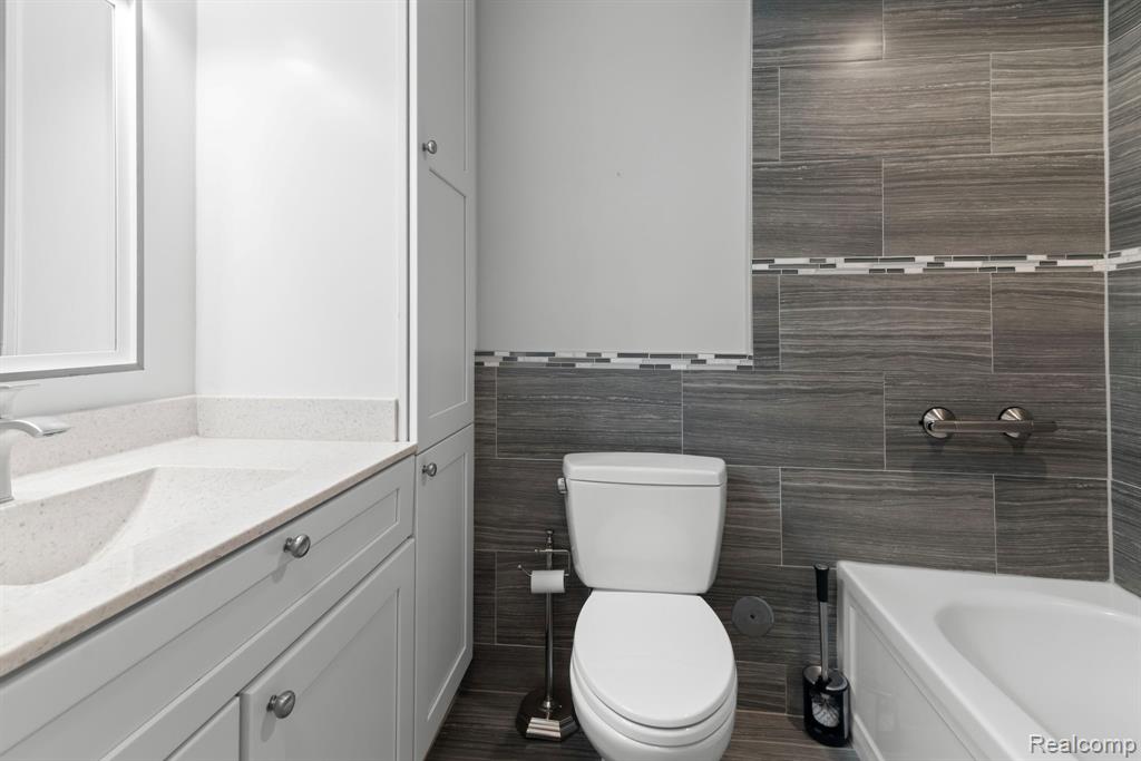 424 Baldwin Avenue, 81, Rochester, MI 48307 — Photo 22