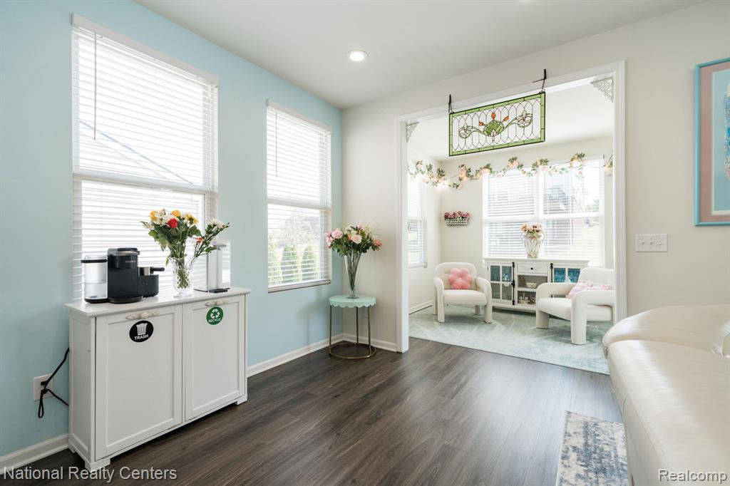 1233 Lark, Lake Orion, MI — Photo 15