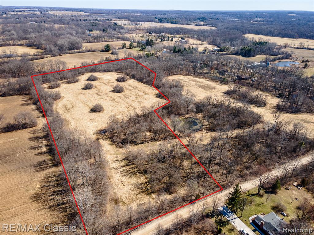 Vacant Spencer Road, South Lyon, MI 48178 — front exterior