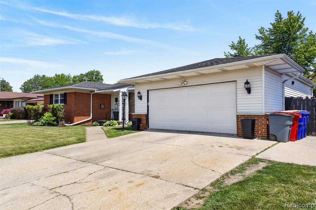31822 Slumber Lane, Fraser, MI 48026 — Photo 6