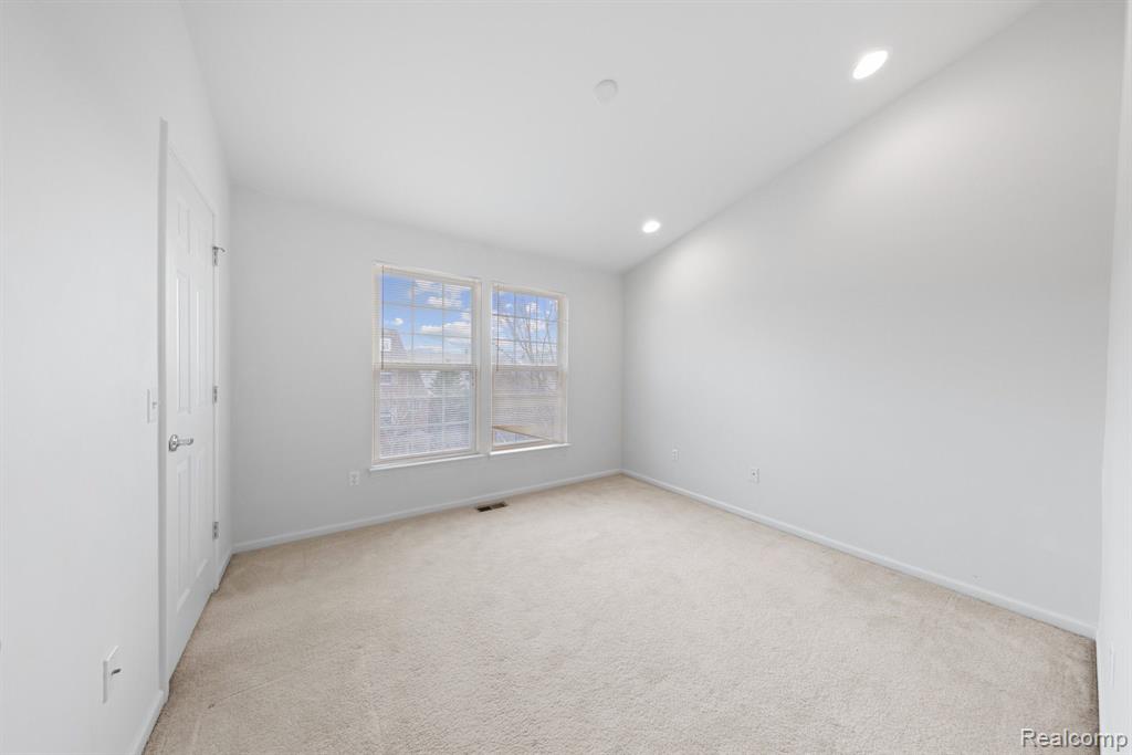 44744 GWINNETT Loop, Novi, MI 48377 — Photo 11