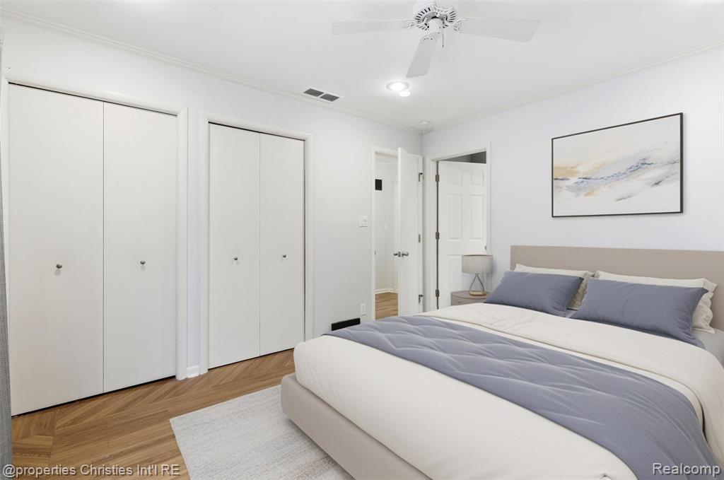 466 Touraine Road, Grosse Pointe Farms, MI 48236 — Photo 13