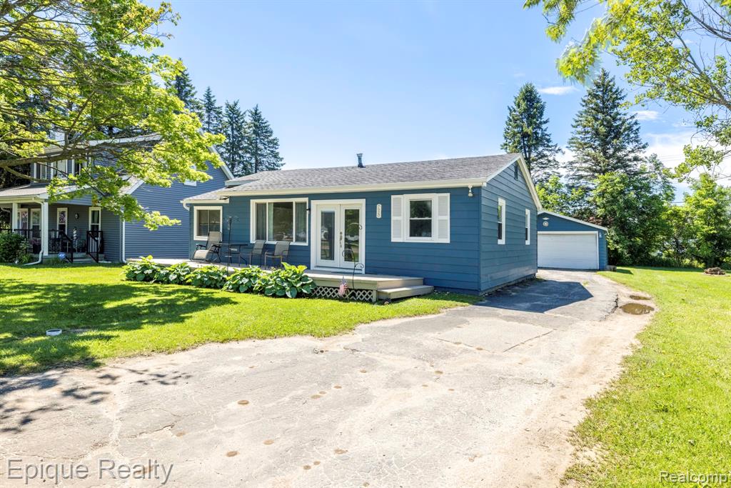 7520 Sunset Boulevard, Lexington, MI 48450 — Photo 4
