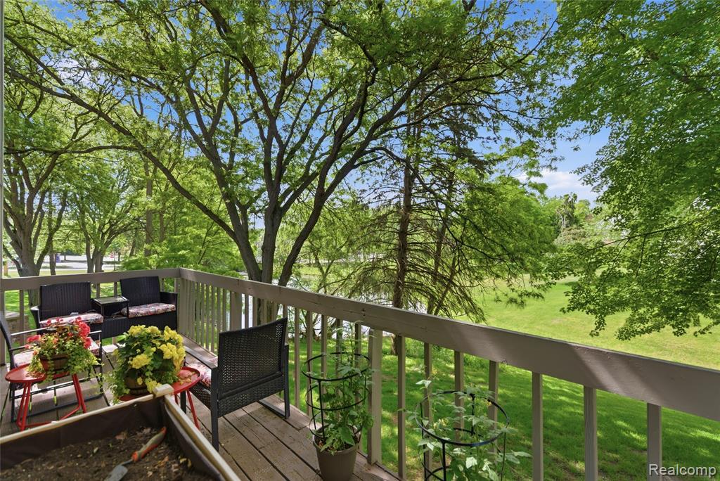 868 Yorktown Court, Northville, MI 48167 — Photo 36