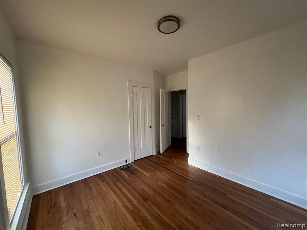 239 EASON Street, Highland Park, MI 48203 — Photo 6