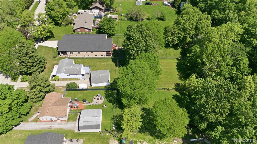 22401 Monterey Drive, Woodhaven, MI 48183 — Photo 2