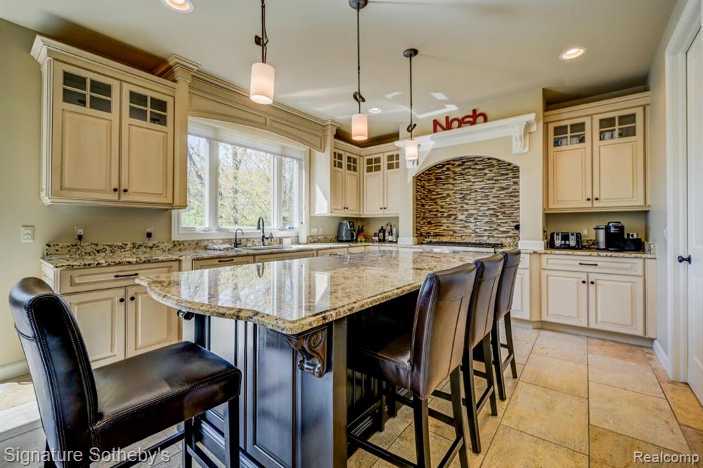 3225 Legacy Court, West Bloomfield, MI 48323 — Photo 18