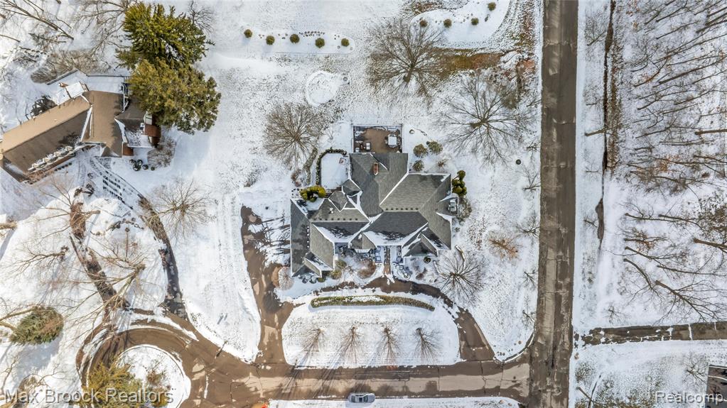 5867 BRAVO COURT, Orchard Lake Village, MI 48324 — Photo 83