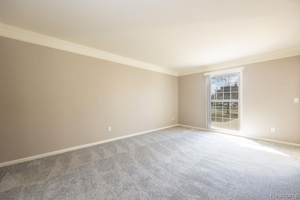 46523 INVERNESS Road, Canton, MI 48188 — Photo 35