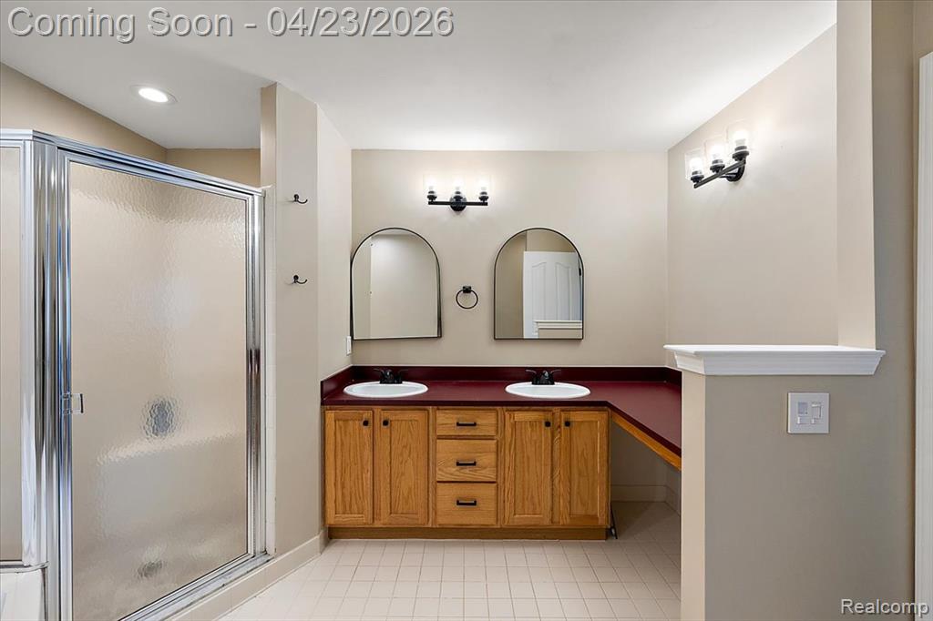 5867 Cary Drive, Ypsilanti, MI 48197 — Photo 33