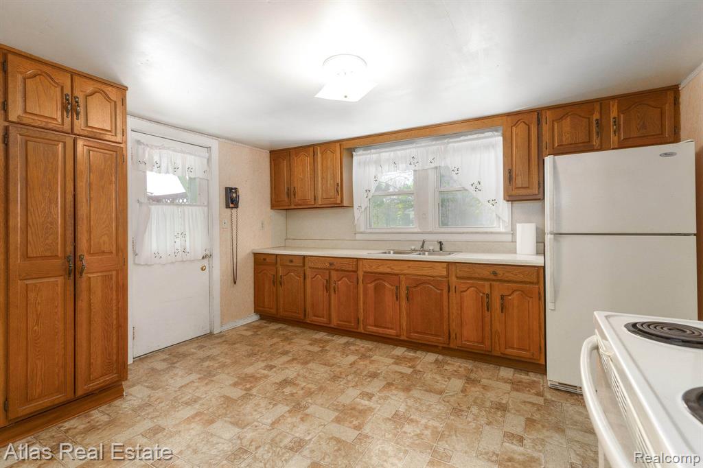 8049 S STATE Road, Goodrich Vlg, MI — Photo 15