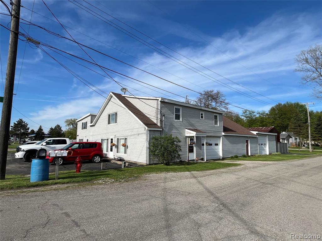 12660 Grafton Road, Carleton, MI 48117 — Photo 22