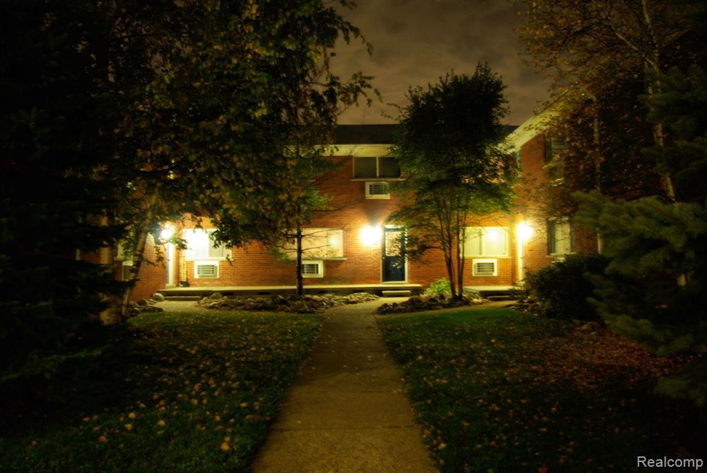 629 Maple Road, Clawson, MI — Photo 23