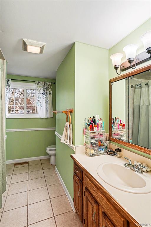 5429 Wakefield Road, Grand Blanc, MI 48439 — Photo 9