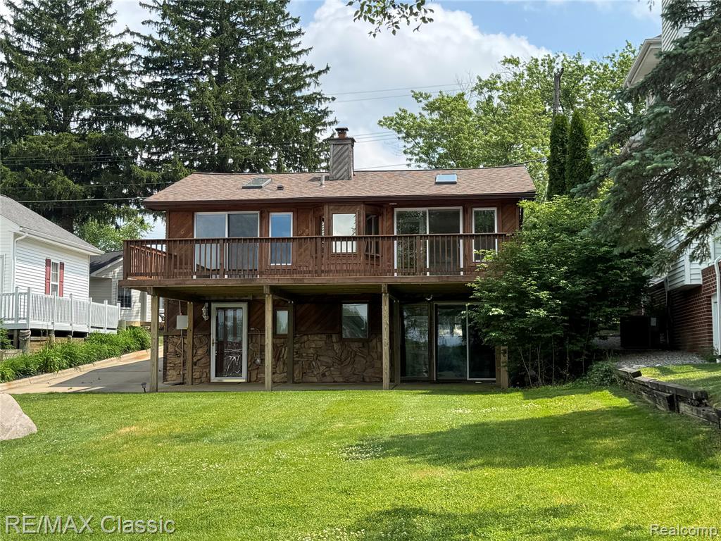 1508 LAKEVIEW Drive, Wolverine Lake, MI 48390