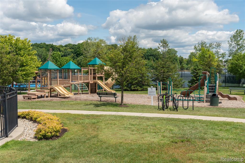 50719 Amesburg Drive, Novi, MI — Photo 50