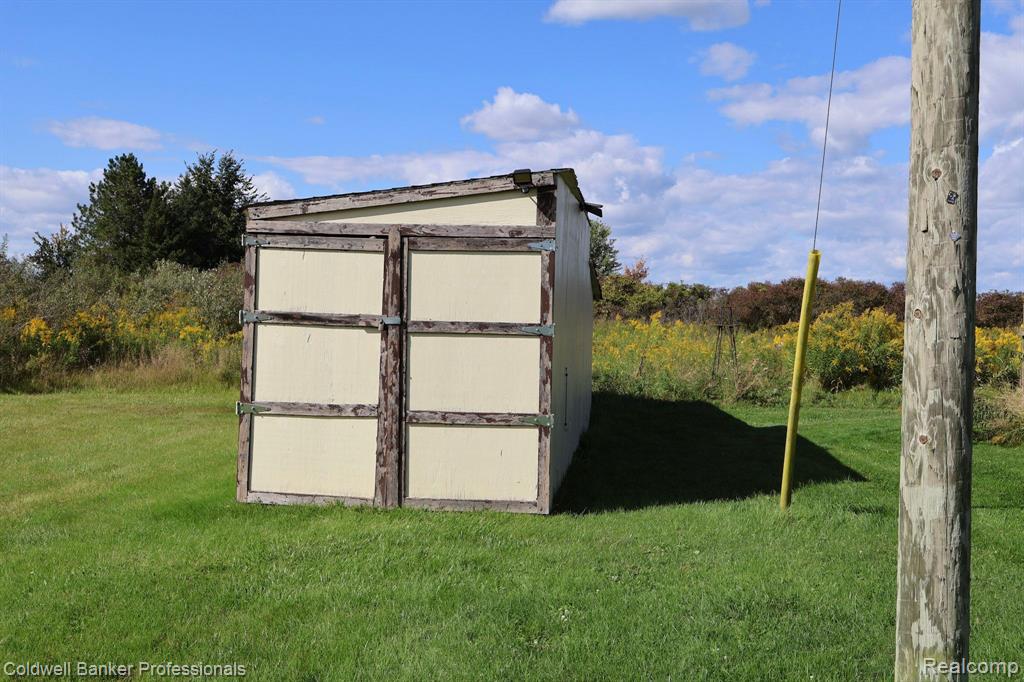 8523 TURNER Road, Imlay City, MI 48444 — Photo 27
