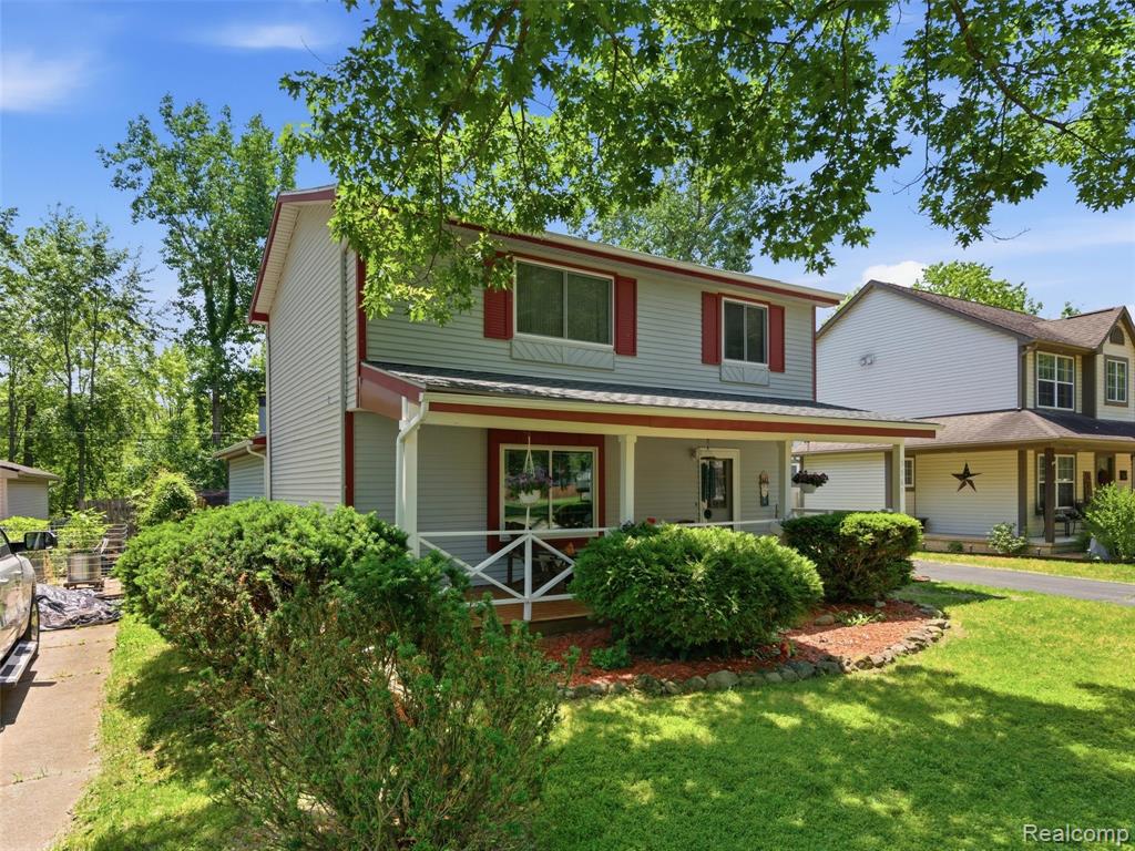 5565 Crescent Road, Waterford, MI 48327 — Photo 3