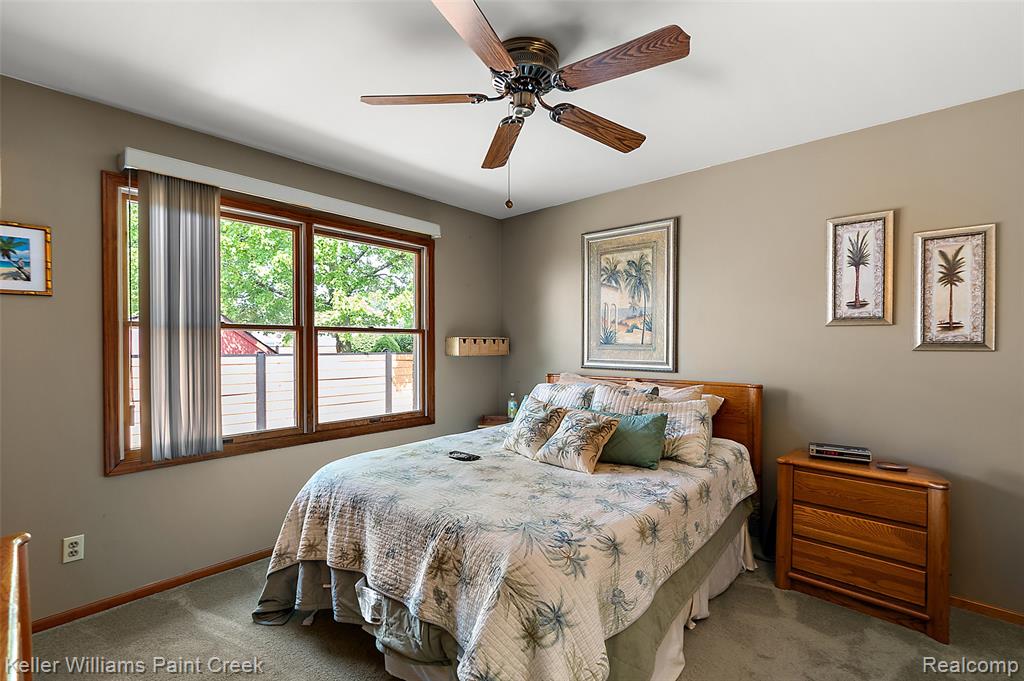 436 Orchard Street, Wyandotte, MI 48192 — Photo 24