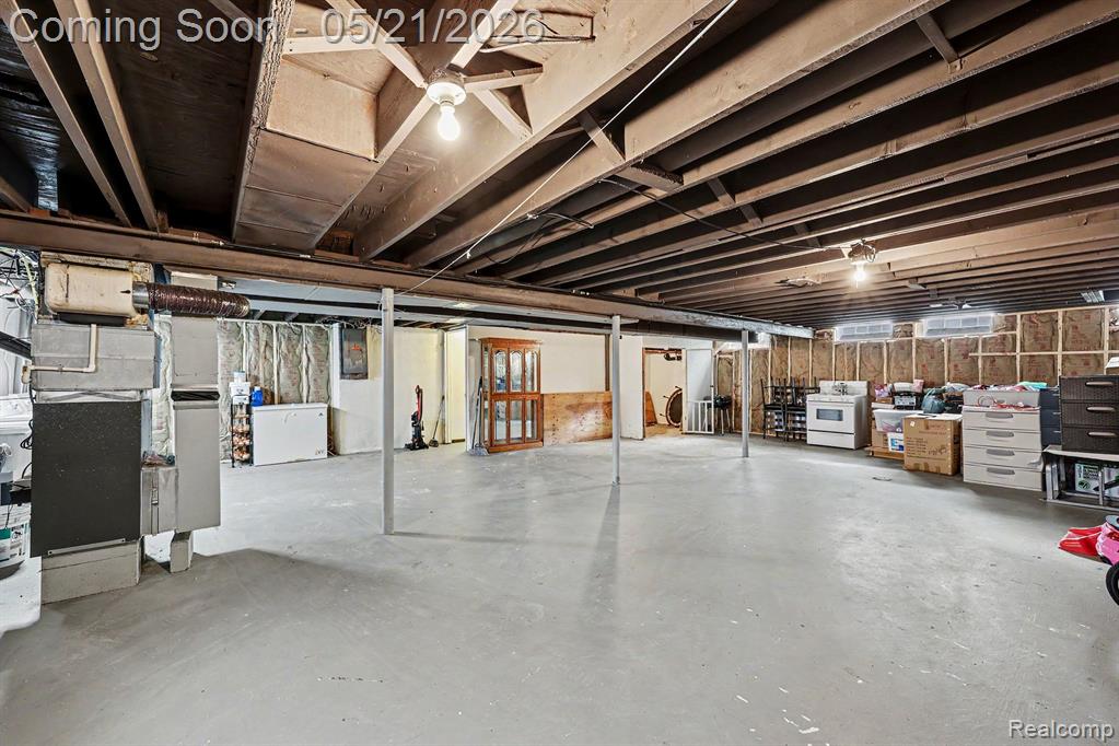 28326 Alden Street, Madison Heights, MI 48071 — Photo 17