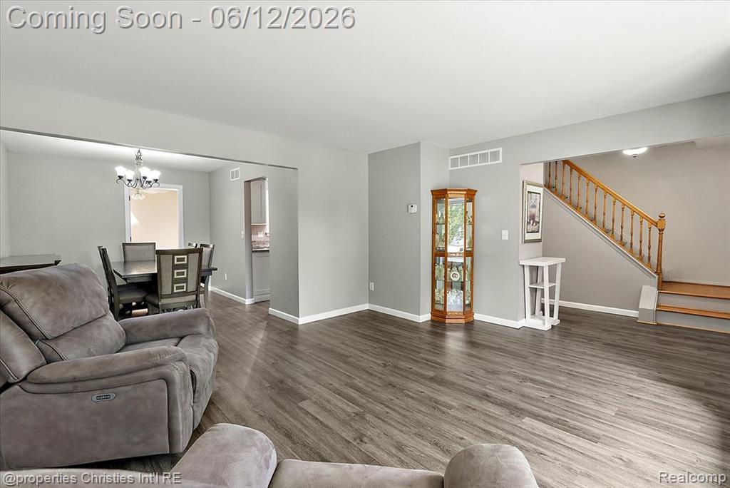 43848 Arlington Road, Canton, MI 48187 — Photo 8
