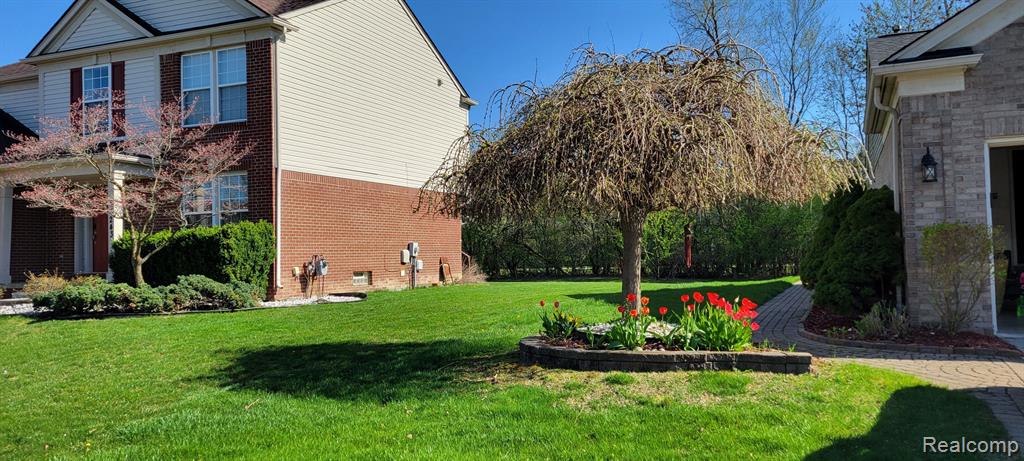 47291 FAIRLAWN Court, Canton, MI 48188 — Photo 39