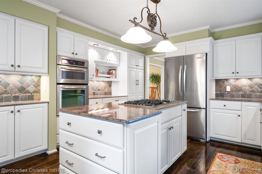 660 Woodland, Birmingham, MI 48009 — Photo 11