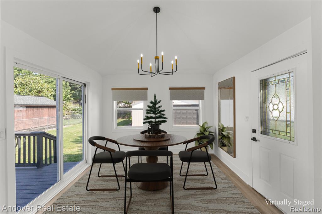 30924 Barton Street, Garden City, MI — Photo 8