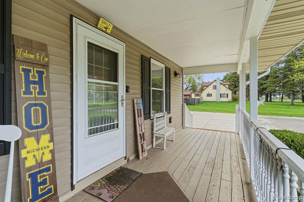 4246 S Durand Road, Durand, MI 48429 — Photo 8